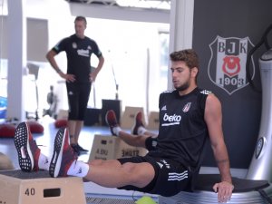 Beşiktaş, Salonda Çalıştı