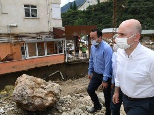 Ulaştırma Bakanı Karaismailoğlu, Selin Vurduğu Kovanlık Ve Çaldağ Beldelerinde İncelemelerde Bulundu
