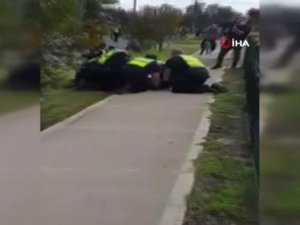 Avustralya’da ’Kısıtlama’ Karşıtı Protestolara Polis Müdahalesi