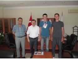Şampiyon Okçu, Kaplan’ı Ziyaret Etti