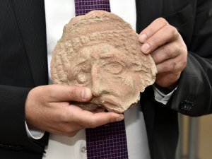 Satala Antik Kenti’ndeki Kazılarda Bin 500 Yıllık Roma Askeri Zırhı Bulundu