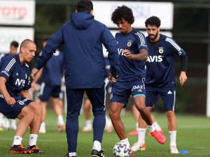 Fenerbahçe Hazırlıklarını Sürdürdü