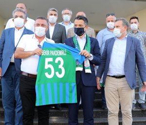 Bakan Pakdemirli, Rize'de İncelemelerde Bulundu