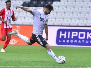 Beşiktaş, Antalyaspor’u 3-0 Mağlup Etti
