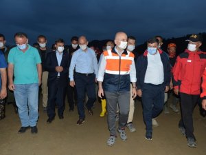 Giresun’da 11 Kişinin Hayatını Kaybettiği Selde Kaybolan 4 Kişiyi Arama Çalışmaları Sürüyor