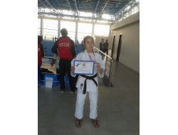 Tuana Biçer, Judoda Yalova’nın Gururu Oldu