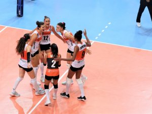 Eczacıbaşı Vitra, Vakıfbank Mücadelesine Hazır