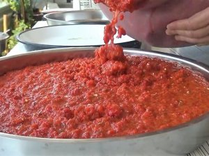 Biber Kentinde Salça Telaşı