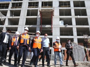 Bakanlar Kasapoğlu Ve Kurum Yurt İnşaatında İncelemede Bulundu