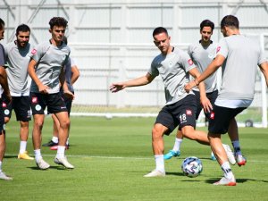 Konyaspor Günü Tek Antrenmanla Geçirdi