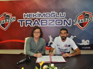 Hekimoğlu Trabzon Fk, Burhan Eşer İle Sözleşme İmzaladı