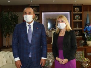 Dışişleri Bakanı Çavuşoğlu’ndan Aü Projelerine Tam Destek Sözü