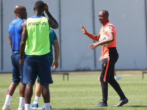 Alexander Sörloth, Eddie Newton’u Yıktı