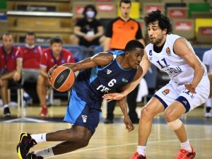 Hazırlık Maçı: Tofaş: 78 - Anadolu Efes: 84
