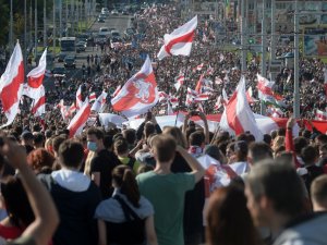 Belarus’taki Protestolarda Gözaltı Sayısı 400’ü Aştı