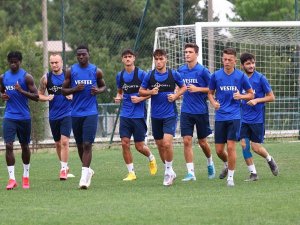 Trabzonspor, Denizlispor Maçı Hazırlıklarını Moralsiz Başladı
