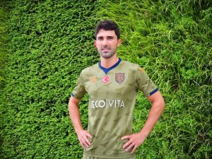 M. Başakşehir’den ’Doğa Konseptli’ Yeşil Forma