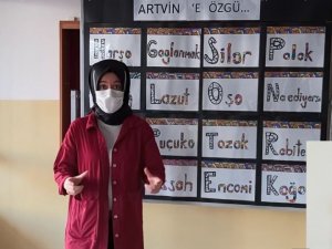 Artvin’de Öğretmenler Pandemi Kurallarına Uyulması İçin Klip Çekti