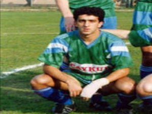 Çaykur Rizespor'un efsane futbolcusu Nuri Şamlı son yolculuğuna uğurlandı