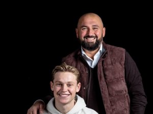 Menajer Ali Dursun: "Trabzonspor, Ali Karimi İle İlgileniyor"