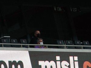 Şenol Güneş Tribünde
