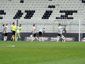 Beşiktaş, Antalya Karşısında Seriyi Bozamadı