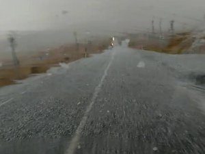 Ardahan’da Dolu Yağışı Etkili Oldu