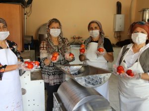 Artvin’de Kadınlar Kooperatif Kurdu, Doğal Ürünlerin Satışını Yapmaya Başladı