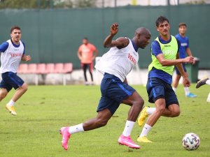 Benik Afobe Hırsıyla Göz Dolduruyor