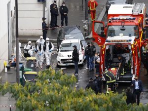 Paris’teki Bıçaklı Saldırıda Gözaltı Sayısı 7’ye Yükseldi