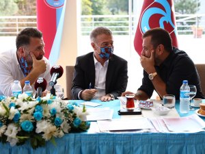 Ahmet Ağaoğlu Basın Mensuplarıyla Bir Araya Geldi