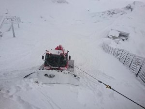 İsviçre’de Kar Kalınlığı 25 Santimetreye Ulaştı