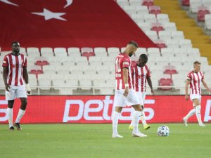 Sivasspor, Evinde 203 Dakikadır Gol Atamıyor