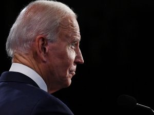 Trump Ve Biden’ın İlk Düellosu Çekişmeli Geçti