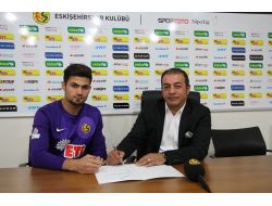 Eskişehispor, Kaleci Ali Şaşal Vural İle 4 Yıllığına Anlaştı