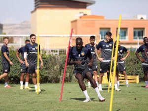 Kayserispor 4 Eksikle Gitti