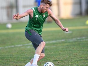 Bursasporlu Futbolcu Burak Kapacak’a Milli Davet