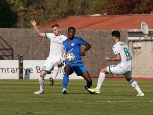 Tff 1. Lig: Tuzlaspor: 3 - Bursaspor: 3