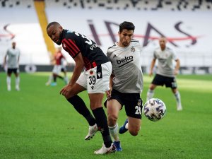 Süper Lig: Beşiktaş: 0 - Gençlerbirliği: 1 (Maç Devam Ediyor)