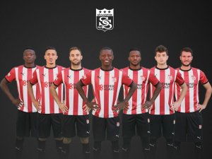 Sivasspor 7 Transfer Yaptı, 10 Gönderdi