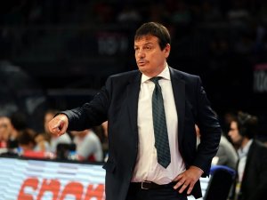 Ergin Ataman: "Kazanmak İçin Az Top Kaybı Yapmalı Ve Kontrollü Hücum Etmeliyiz"
