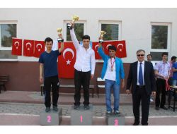 Bileklerine Güvenenler Yarıştı