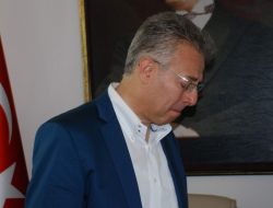 Vali Taşkesen, Gözyaşlarını Tutamadı