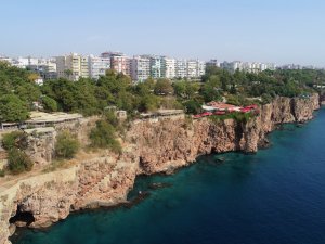 Dünyaca Ünlü Falezlere Yakışmayan Görüntüler