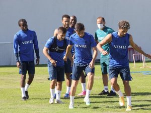 Trabzonspor Yaş Ortalamasını Düşürdü