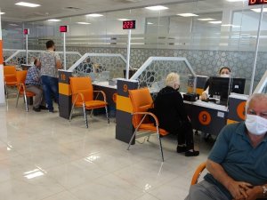 Trabzon’da Yaklaşık Bin 500 Kişinin Sürücü Bilgileri Cipli Kimlik Kartına Yüklendi