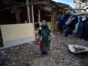 Gence’de Hayatını Kaybedenler İçin Tören Düzenlendi