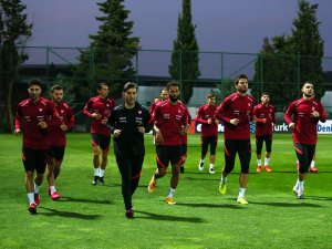 A Milliler, Sırbistan Maçı Hazırlıklarına Başladı