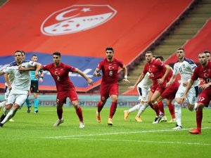 Uefa Uluslar Ligi: Türkiye: 0 - Sırbistan: 1 (İlk Yarı)
