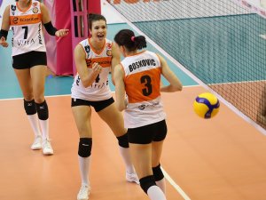 Sultanlar Ligi: Eczacıbaşı Vitra: 3 - Thy: 0